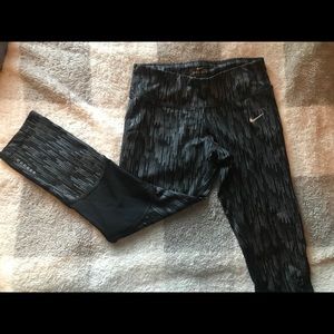 Nike die-fit crop legging